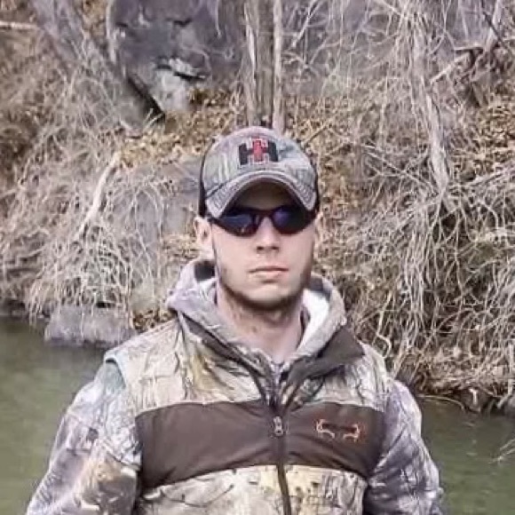 Meet your Posher, Christopher - Picture 1 of 1